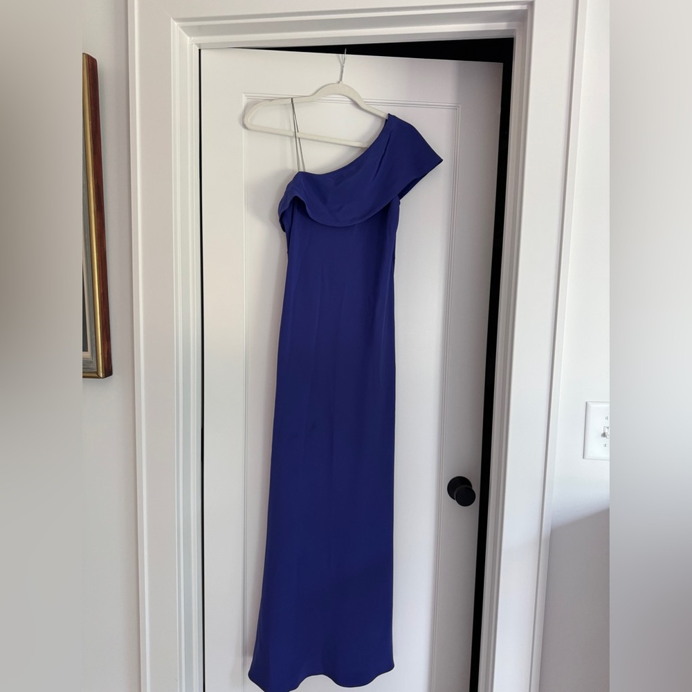 Elegant One-Shoulder Blue Dress - Picture 8 of 12